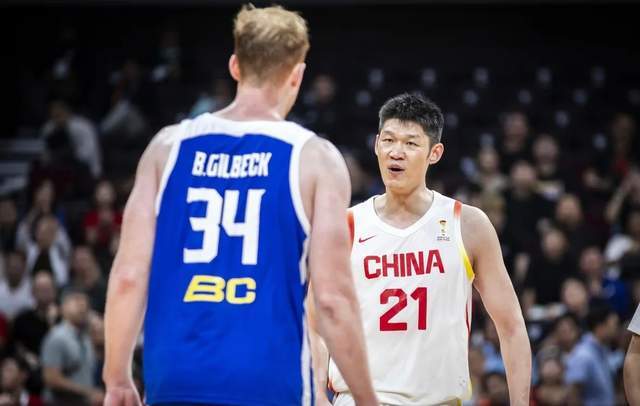 开云App-模范！胡金秋回到浙江广厦后立马加练罚球，王博强制他放假休息