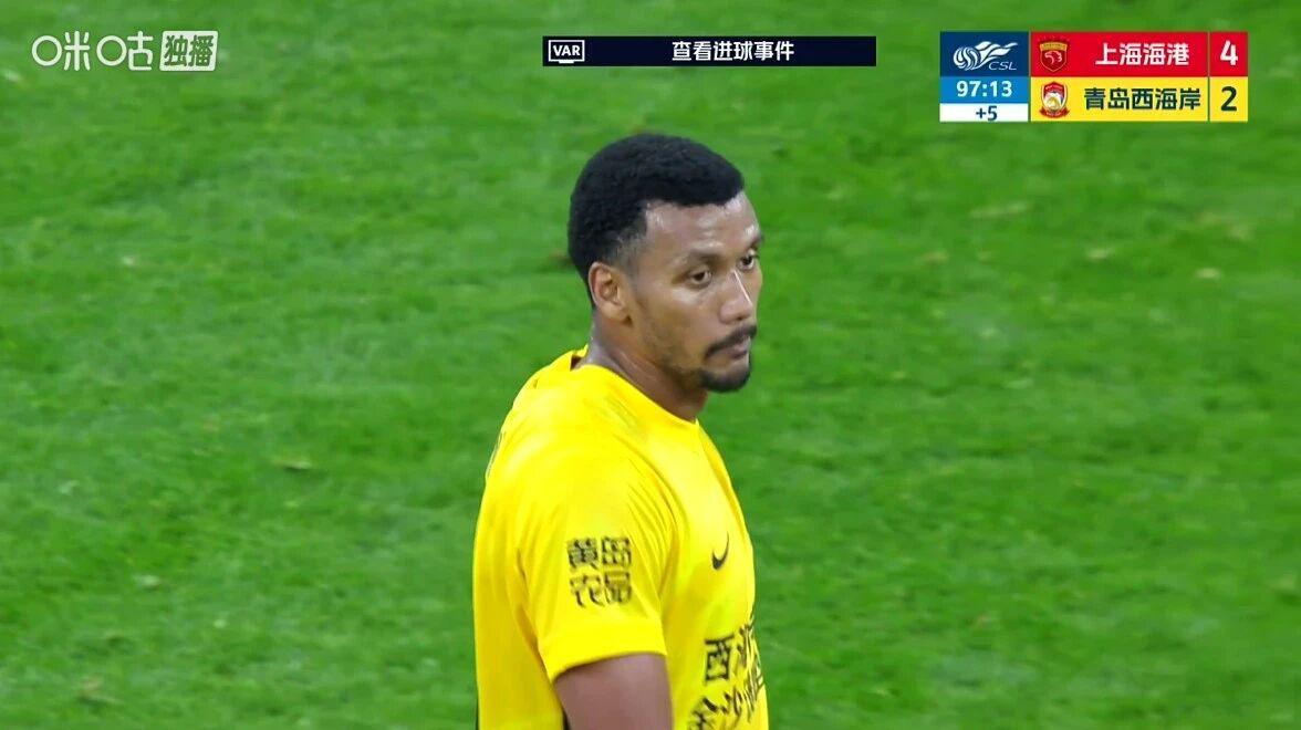 开云平台-下半场连轰4球！卫冕冠军4-1夺赛季首胜，西海岸2战丢6球遭连败