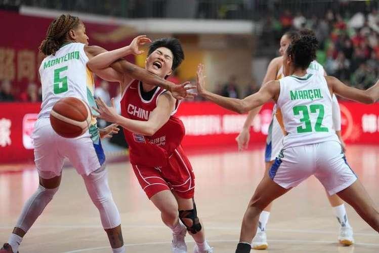 开云平台-一场10分险胜,中国女篮今夜击败捷克队!王思雨14分,韩旭12分